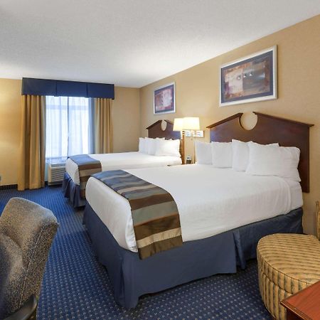 Wingate By Wyndham Erie Hotel Kearsarge Exterior foto