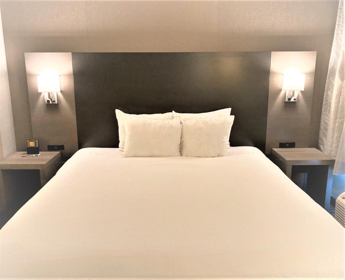 Wingate By Wyndham Erie Hotel Kearsarge Exterior foto