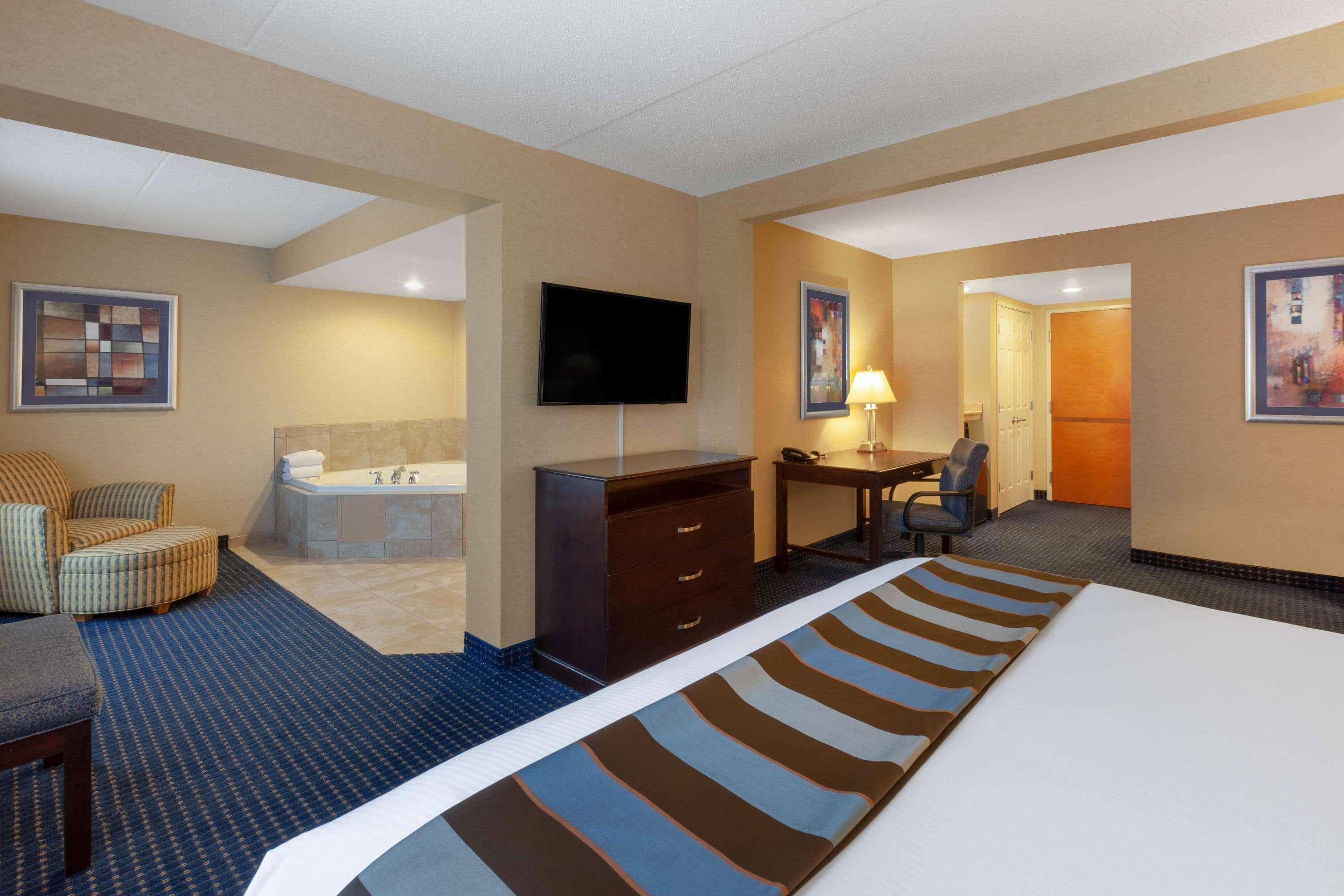 Wingate By Wyndham Erie Hotel Kearsarge Exterior foto