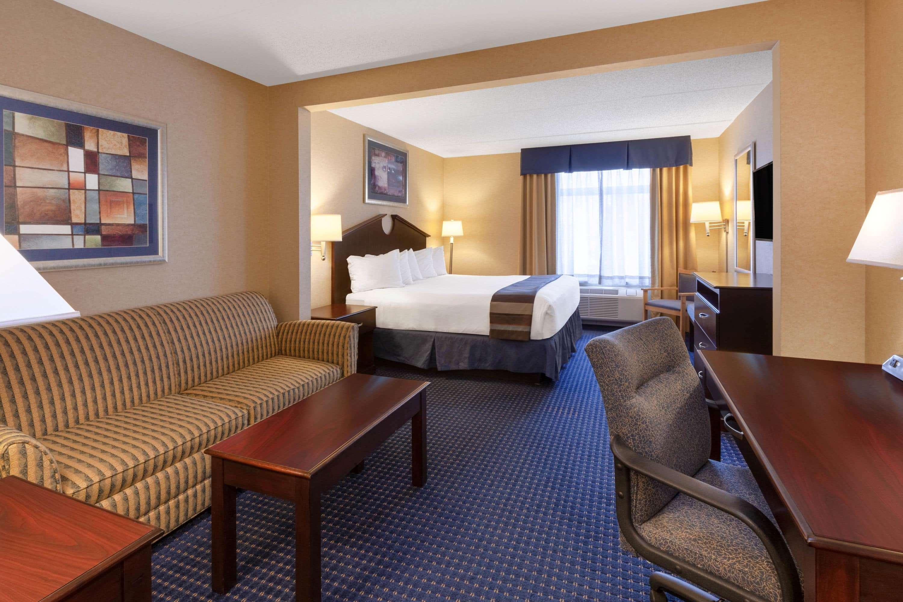 Wingate By Wyndham Erie Hotel Kearsarge Exterior foto